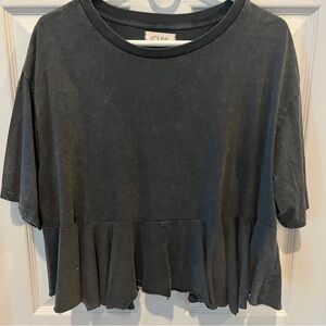 NWOT Cropped Tee